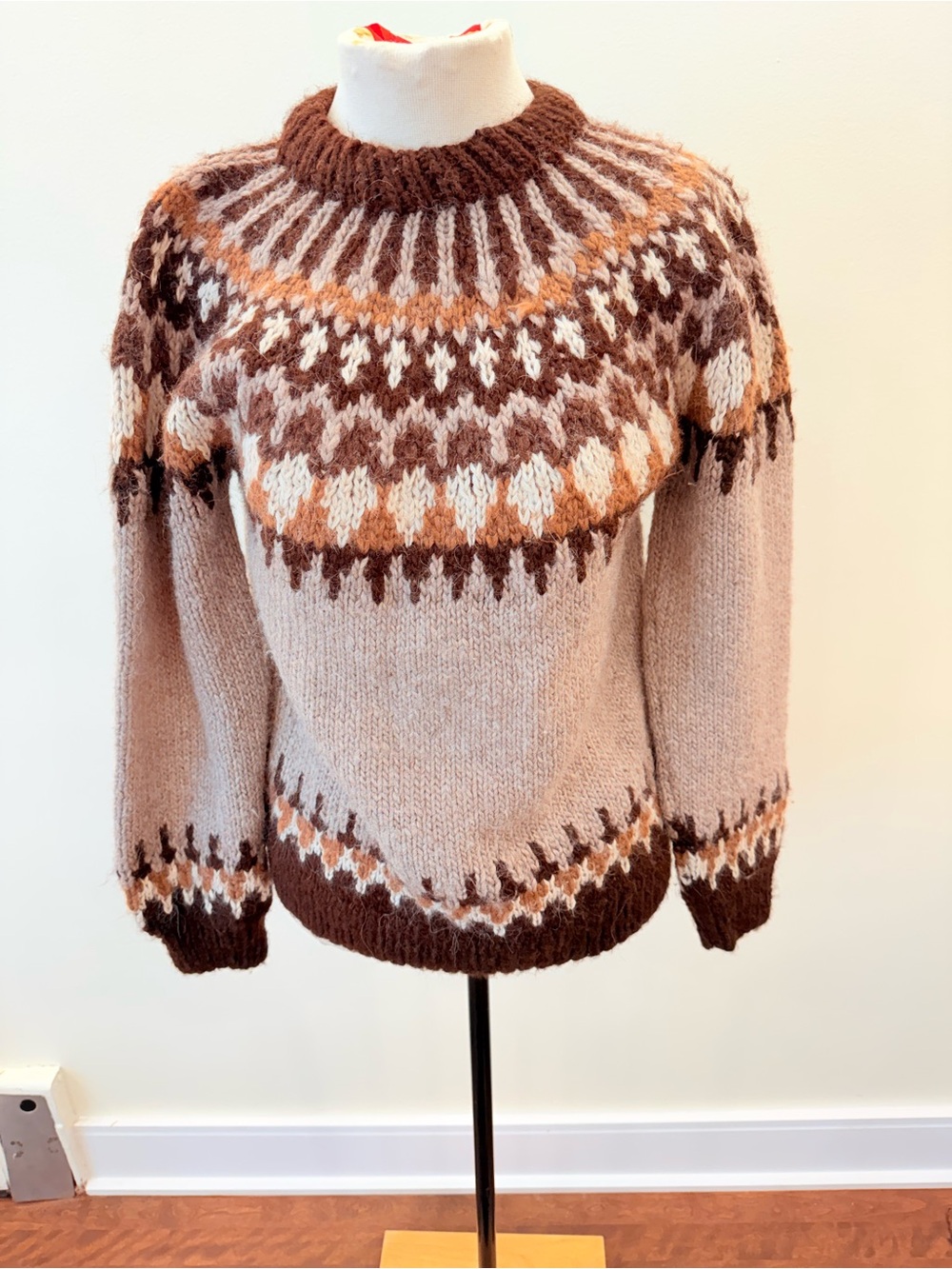 Cozy Nordic-Pattern Wool Blend Sweater in Beige and Brown - no size tag